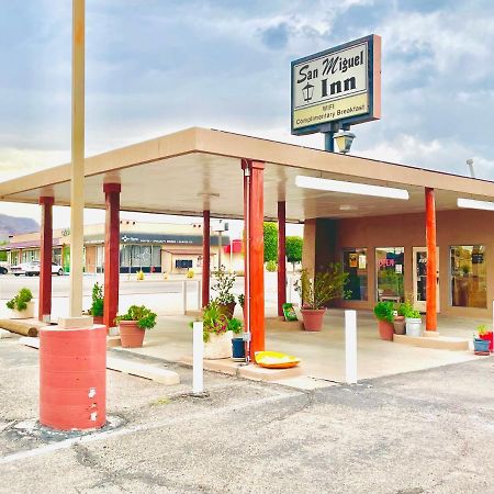 San Miguel Inn Socorro Kültér fotó